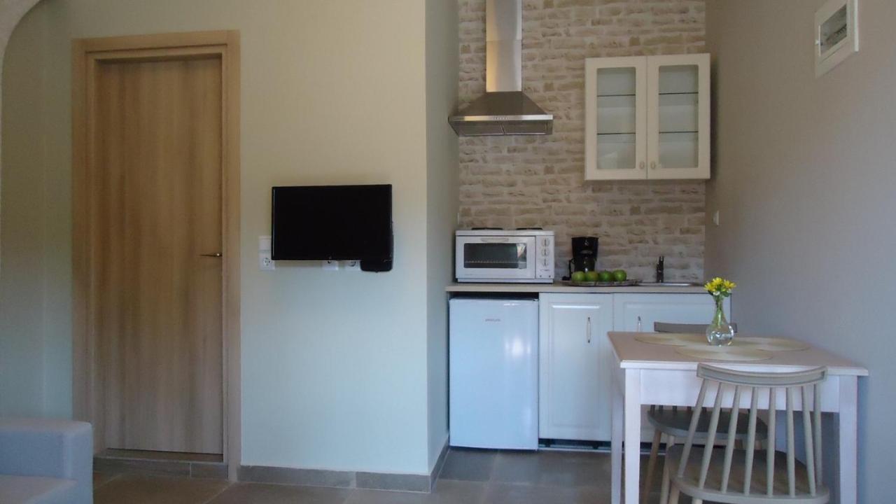 House Of Garden Apartment Dragano Bagian luar foto