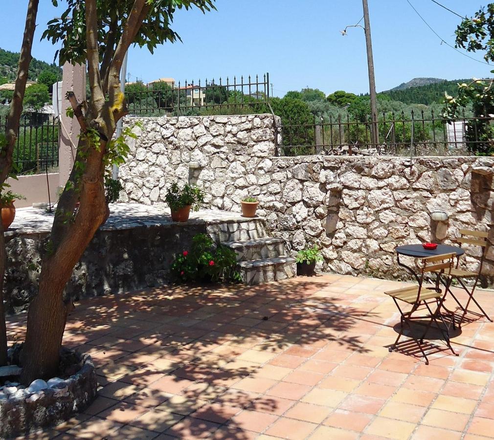 House Of Garden Apartment Dragano Bagian luar foto