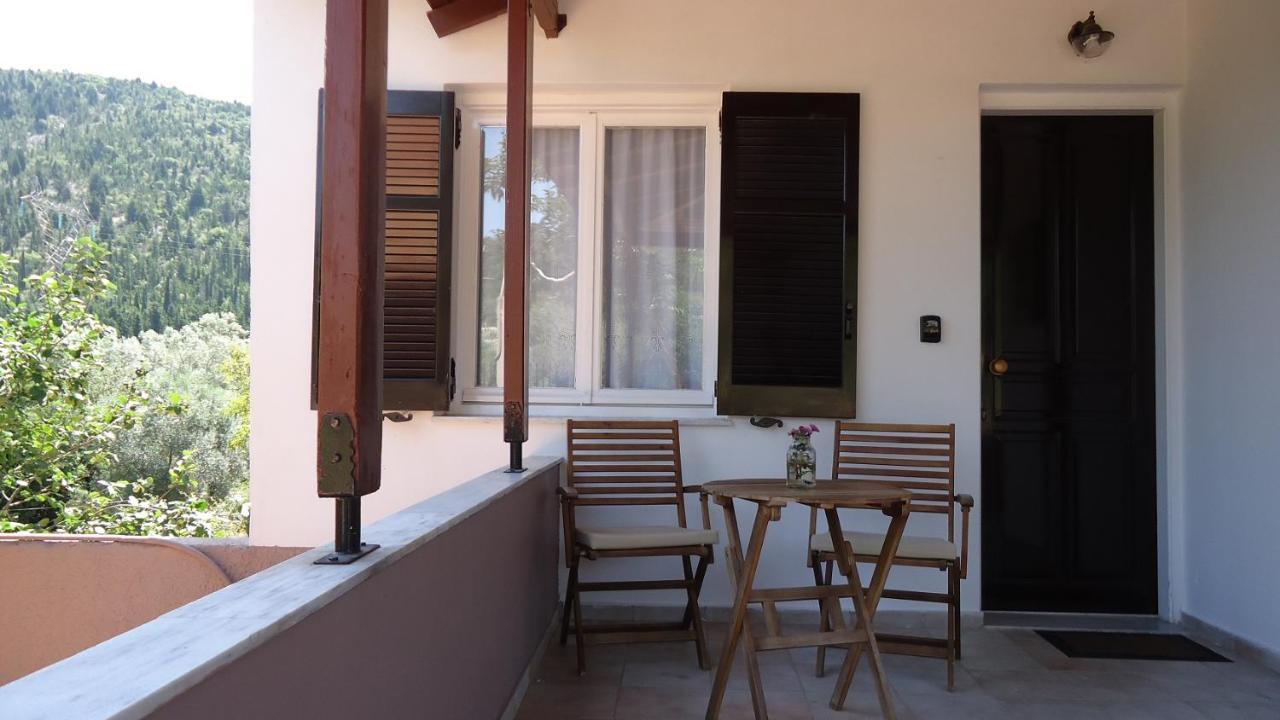 House Of Garden Apartment Dragano Bagian luar foto
