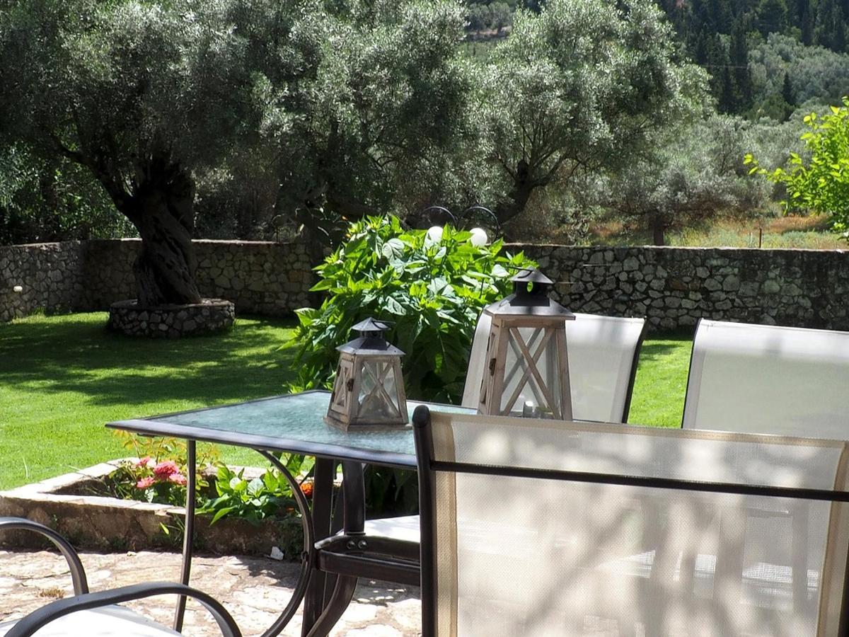 House Of Garden Apartment Dragano Bagian luar foto