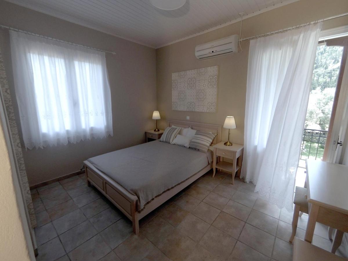 House Of Garden Apartment Dragano Bagian luar foto