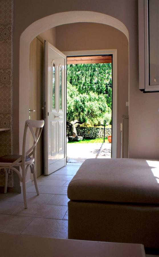 House Of Garden Apartment Dragano Bagian luar foto