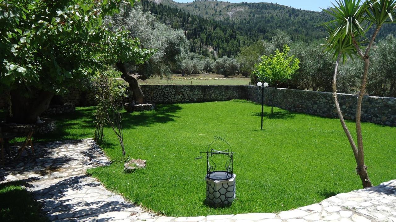 House Of Garden Apartment Dragano Bagian luar foto