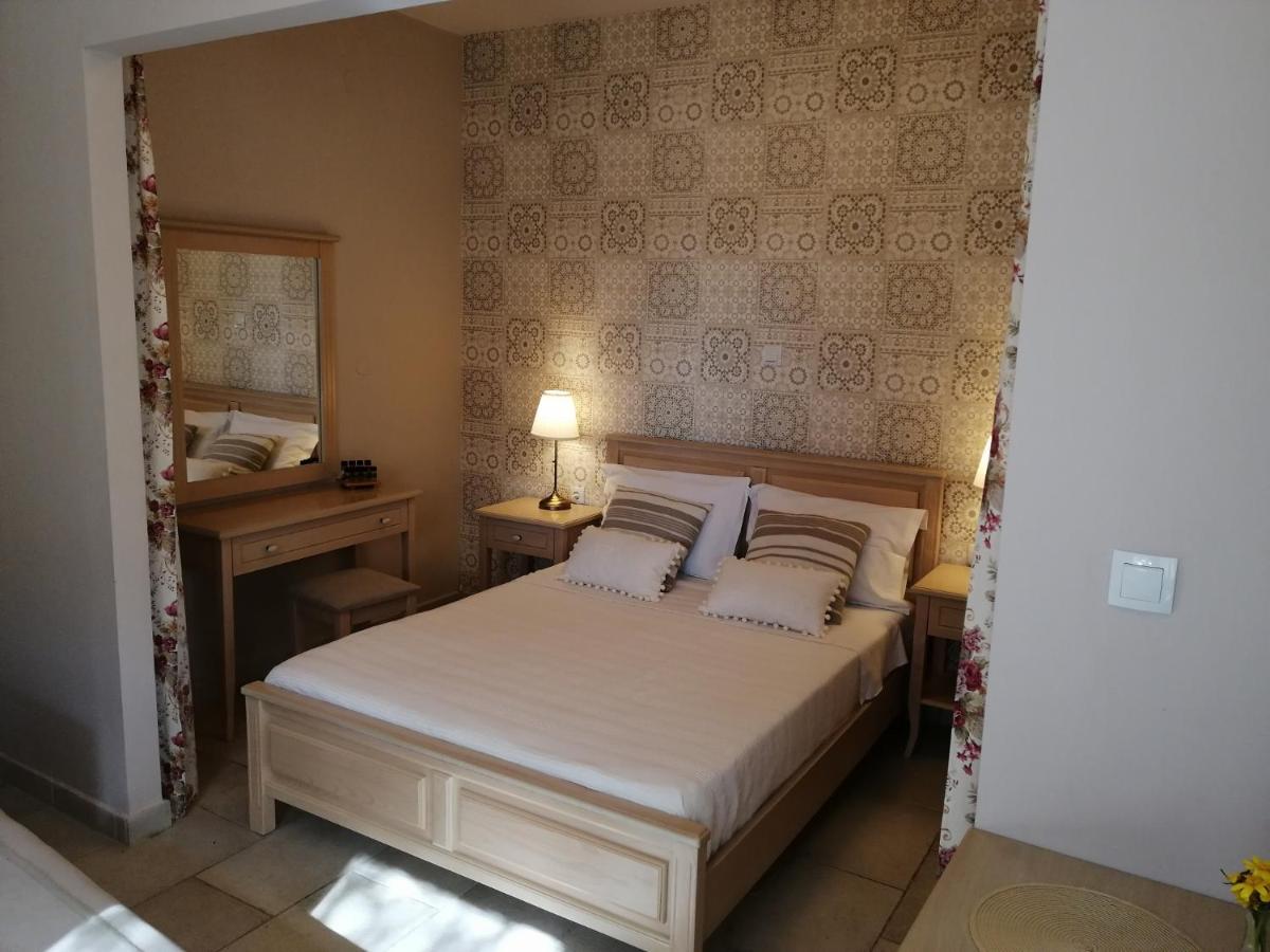 House Of Garden Apartment Dragano Bagian luar foto